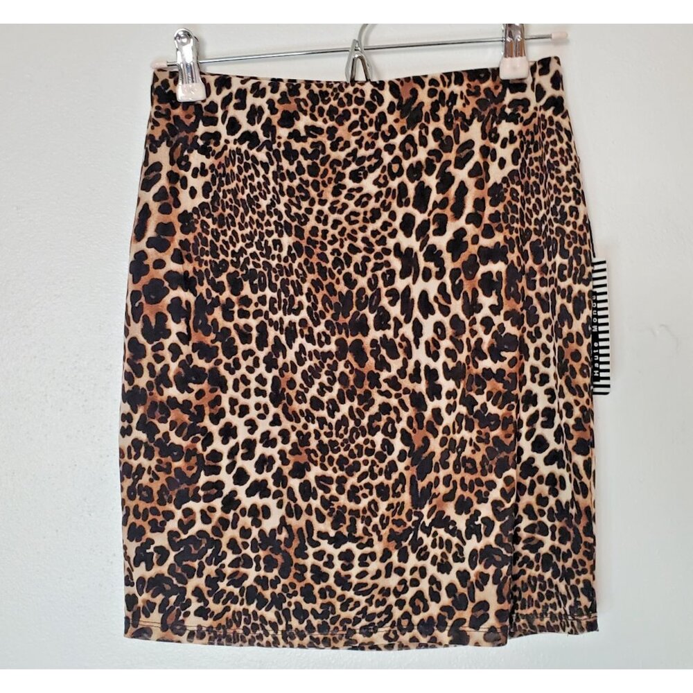Haute Monde Leopard or Cheetah  Print Skirt Size M New Micro-Mesh Lined Pull-on